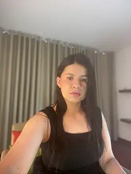 Snapshot of Alice_Biel chatting on June 12, 2026, 1:10 pm Alice Biel online show from June 12, 2026, 1:10 pm