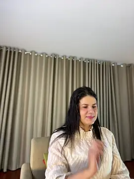 Snapshot of Alice_Biel chatting on June 13, 2026, 1:20 pm Alice Biel online show from June 13, 2026, 1:20 pm