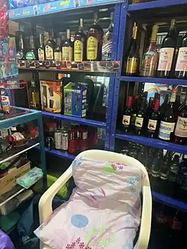 Hot beauty   online show from March 3, 2025, 11:56 pm