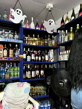 Hot beauty   online show from November 2, 2025, 12:57 am