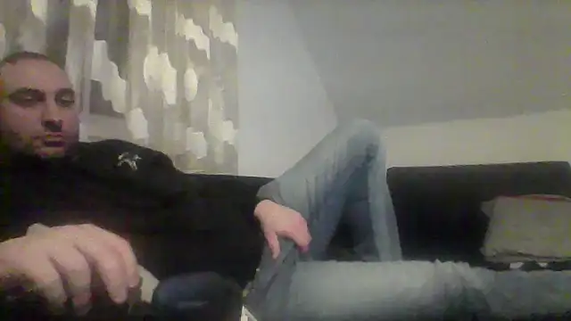 Snapshot of NewyorkDimi chatting on December 29, 2024, 9:09 pm NewyorkDimi online show from December 29, 2024, 9:09 pm