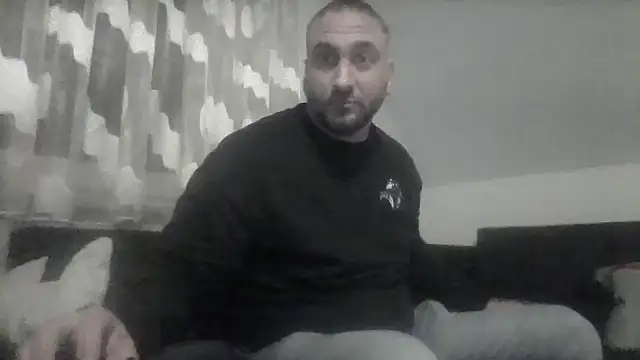 Snapshot of NewyorkDimi chatting on January 4, 2025, 1:10 am NewyorkDimi online show from January 4, 2025, 1:10 am