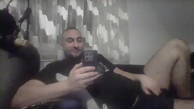 Snapshot of NewyorkDimi chatting on January 12, 2025, 4:42 am NewyorkDimi online show from January 12, 2025, 4:42 am