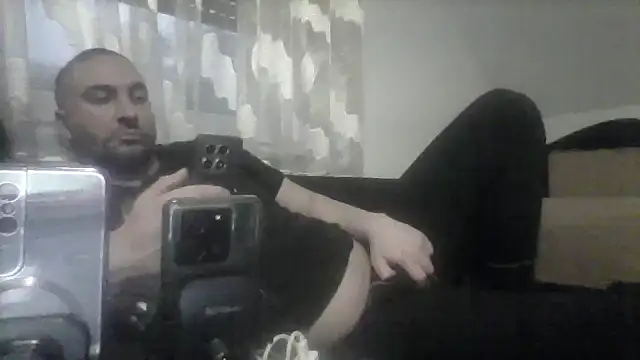 Snapshot of NewyorkDimi chatting on January 18, 2025, 6:56 am NewyorkDimi online show from January 18, 2025, 6:56 am