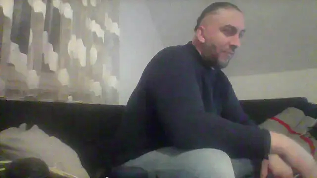 Snapshot of NewyorkDimi chatting on February 2, 2025, 3:43 am NewyorkDimi online show from February 2, 2025, 3:43 am