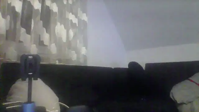 Snapshot of NewyorkDimi chatting on February 6, 2025, 2:44 am NewyorkDimi online show from February 6, 2025, 2:44 am