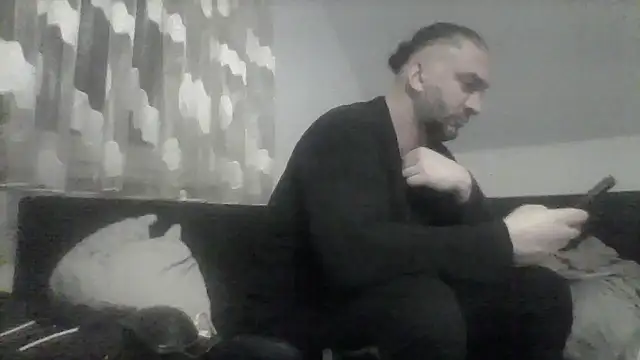 Snapshot of NewyorkDimi chatting on February 16, 2025, 4:20 am NewyorkDimi online show from February 16, 2025, 4:20 am