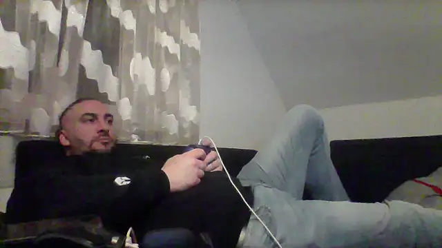 Snapshot of NewyorkDimi chatting on February 20, 2025, 11:54 pm NewyorkDimi online show from February 20, 2025, 11:54 pm