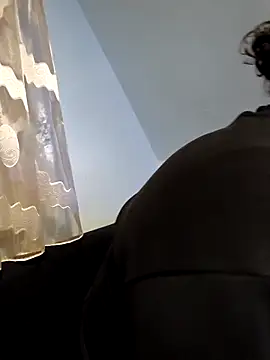 Snapshot of NewyorkDimi chatting on October 31, 2025, 3:07 am NewyorkDimi online show from October 31, 2025, 3:07 am