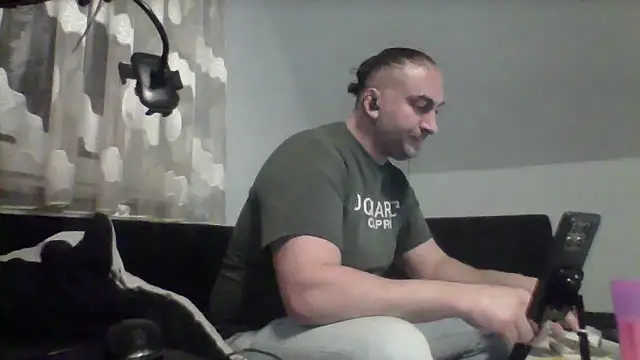 NewyorkDimi online show from November 13, 2025, 12:42 am