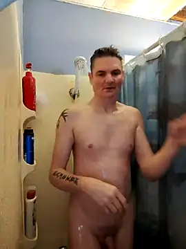 023Longandjuicy online show from February 23, 2026, 4:37 pm