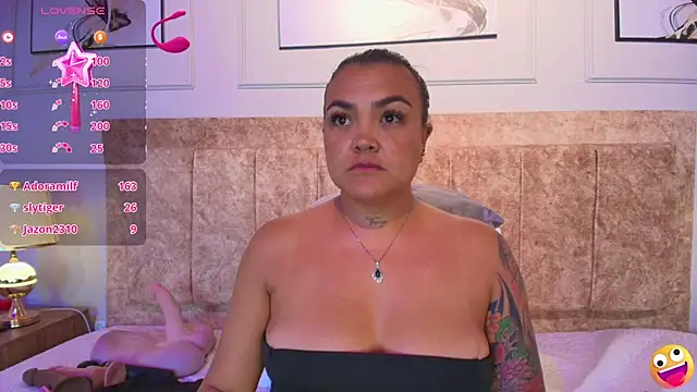 Snapshot of lyn_adamns chatting on December 17, 2024, 3:50 am lyn adamns online show from December 17, 2024, 3:50 am