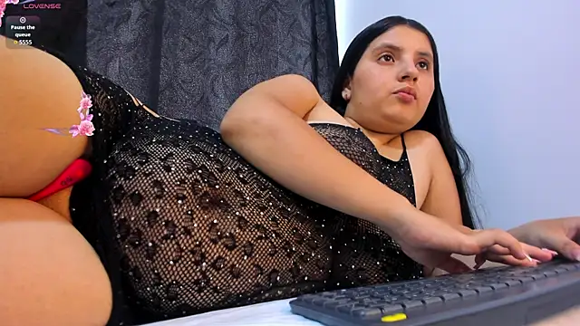 AnithaaYork online show from July 8, 2026, 9:08 pm