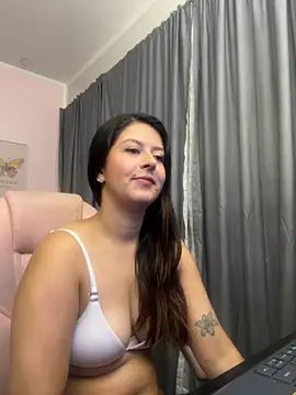 liss black online show from October 31, 2025, 3:51 am