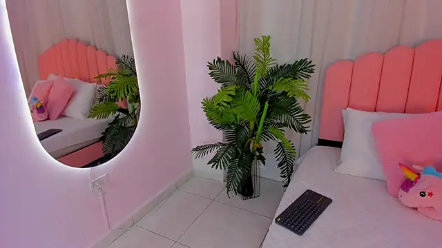 Snapshot of Jasmin_evano29 chatting on June 9, 2026, 5:35 pm Jasmin evano29 online show from June 9, 2026, 5:35 pm