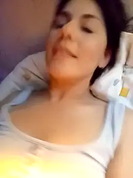 Snapshot of Tiramisu89 chatting on December 31, 2024, 6:48 am Tiramisu89 online show from December 31, 2024, 6:48 am