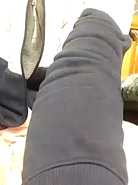 Snapshot of fabdemira chatting on January 29, 2025, 2:21 pm fabdemira online show from January 29, 2025, 2:21 pm