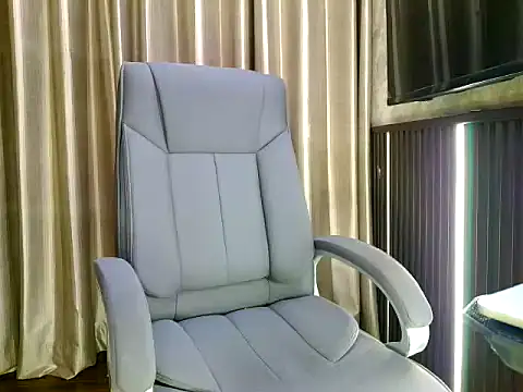 Snapshot of fabdemira chatting on October 3, 2025, 3:31 pm fabdemira online show from October 3, 2025, 3:31 pm