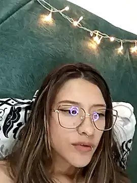 Snapshot of Gabby_and_Alice chatting on January 13, 2025, 2:28 am Gabby and Alice online show from January 13, 2025, 2:28 am