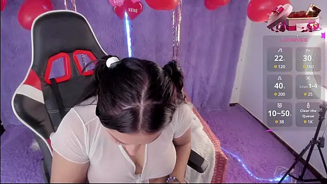 Diosa-afrodita online show from February 17, 2025, 11:23 am