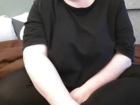 MarthaBriest online show from March 10, 2025, 9:32 am