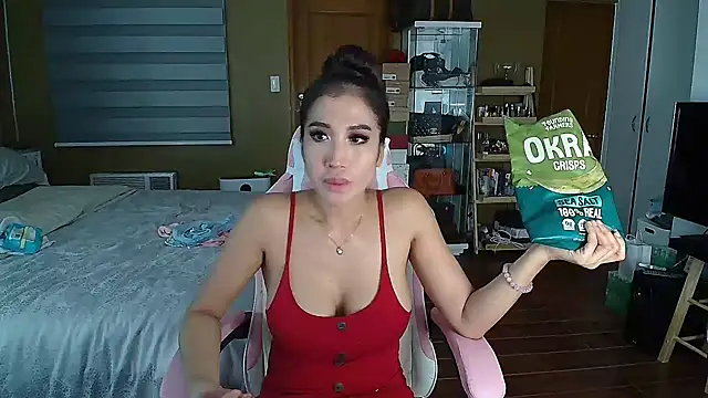 Snapshot of aya_saki chatting on December 16, 2024, 2:38 pm aya saki online show from December 16, 2024, 2:38 pm