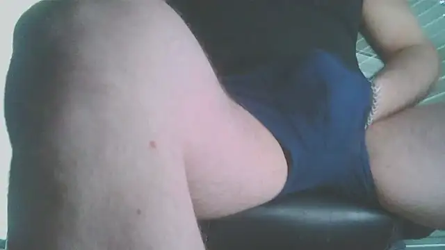 Snapshot of xtc1992 chatting on January 31, 2025, 1:02 pm xtc1992 online show from January 31, 2025, 1:02 pm