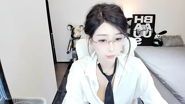 bdbdzs online show from February 11, 2025, 10:07 pm