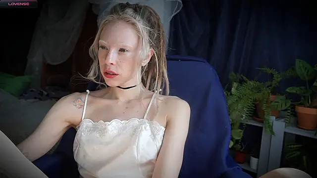  Phantom thread  online show from March 27, 2026, 10:59 am