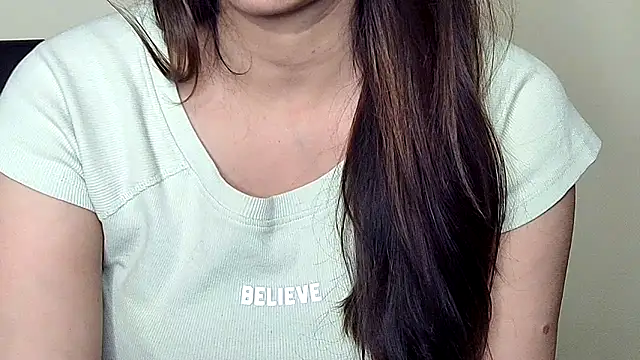 MIss-Naina online show from November 16, 2025, 7:08 pm