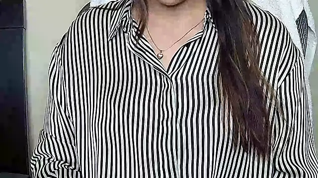 MIss-Naina online show from May 10, 2026, 10:42 am