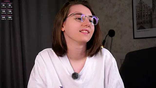 MeghanElson online show from June 20, 2026, 3:53 am