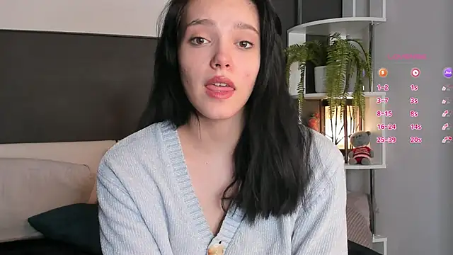 WildaBendell online show from January 21, 2025, 2:37 pm