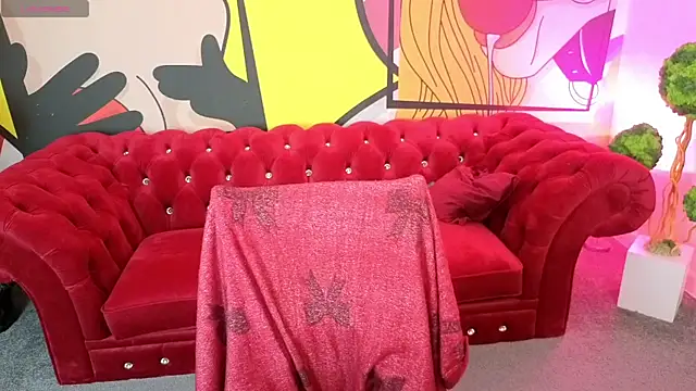 MaribelRiverr  online show from June 12, 2026, 5:17 am