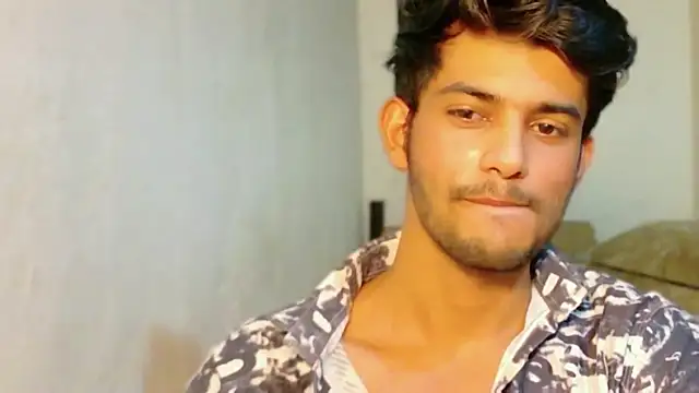kingkartik7 online show from June 9, 2026, 5:02 pm