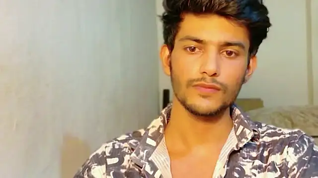kingkartik7 online show from June 12, 2026, 5:56 pm