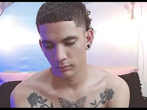 tylor boy online show from January 7, 2026, 11:18 pm