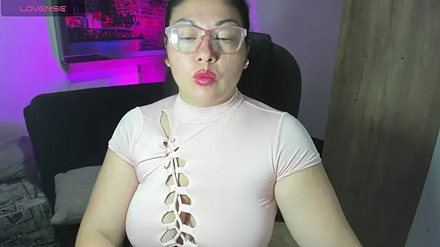 jessicarabbit 1 online show from May 15, 2026, 11:34 pm