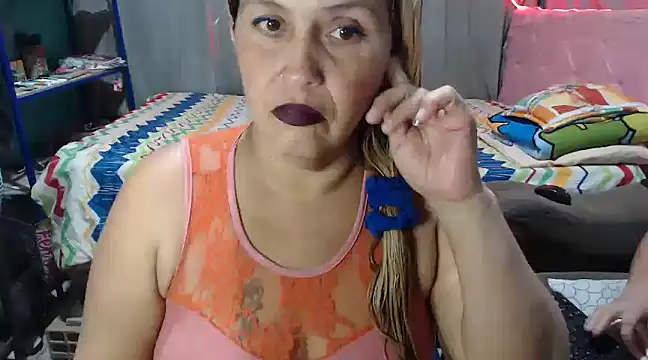 Snapshot of mom_son_dirty chatting on February 12, 2025, 12:16 am mom son dirty online show from February 12, 2025, 12:16 am