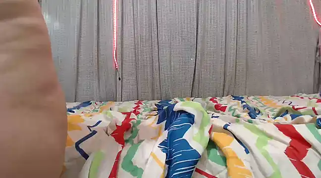 Snapshot of mom_son_dirty chatting on February 26, 2025, 12:05 am mom son dirty online show from February 26, 2025, 12:05 am