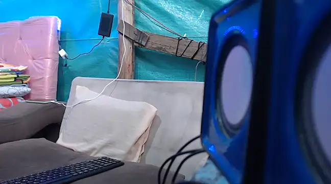 Snapshot of mom_son_dirty chatting on March 1, 2025, 2:34 pm mom son dirty online show from March 1, 2025, 2:34 pm