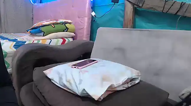 Snapshot of mom_son_dirty chatting on March 15, 2025, 3:16 pm mom son dirty online show from March 15, 2025, 3:16 pm