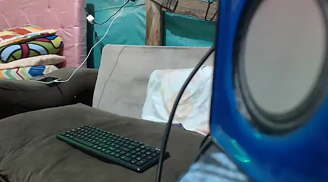 Snapshot of mom_son_dirty chatting on March 19, 2025, 11:57 pm mom son dirty online show from March 19, 2025, 11:57 pm