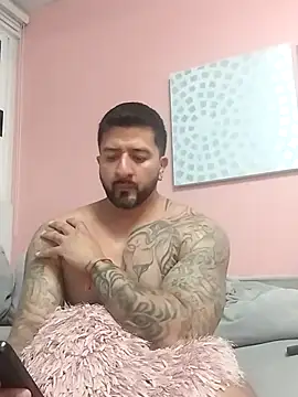 Snapshot of Drake_Smith1 chatting on April 11, 2026, 5:56 am Drake Smith1 online show from April 11, 2026, 5:56 am