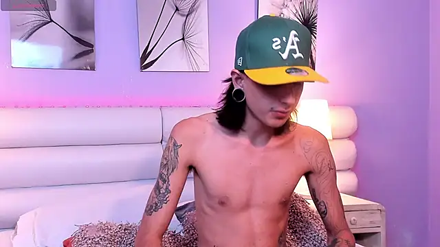 Snapshot of Matthew_Dixonn chatting on January 27, 2025, 9:33 pm Matthew Dixonn online show from January 27, 2025, 9:33 pm