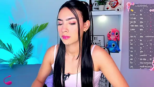 Snapshot of IsaValencia chatting on January 19, 2025, 6:43 pm IsaValencia online show from January 19, 2025, 6:43 pm