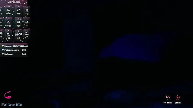 Snapshot of IsaValencia chatting on February 16, 2025, 12:08 am IsaValencia online show from February 16, 2025, 12:08 am