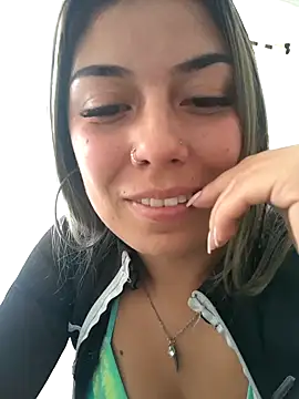 Snapshot of Sweel_Leyva18 chatting on February 6, 2025, 7:40 pm Sweel Leyva18 online show from February 6, 2025, 7:40 pm