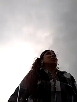 Snapshot of Sweel_Leyva18 chatting on February 14, 2025, 8:48 pm Sweel Leyva18 online show from February 14, 2025, 8:48 pm