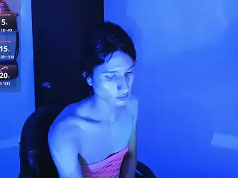 Snapshot of Safiro_Queen chatting on February 22, 2025, 1:11 am Safiro Queen online show from February 22, 2025, 1:11 am